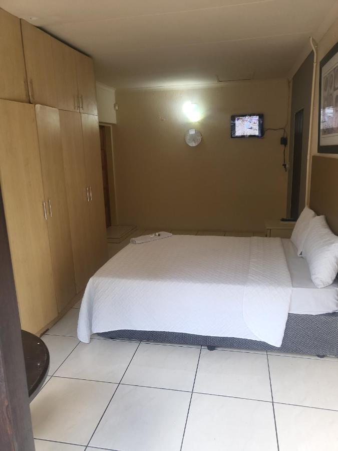 Albatrossways Lodge 샌톤 외부 사진